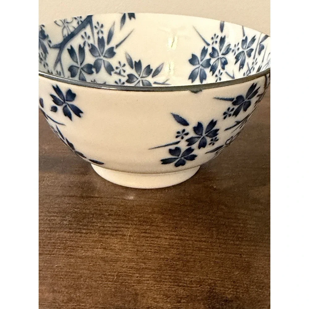 EDO Japan Blue White Floral Porcelain Rice Bowl Silver Tone Rim 5.25